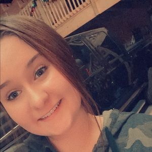 Meet your Posher, Tori